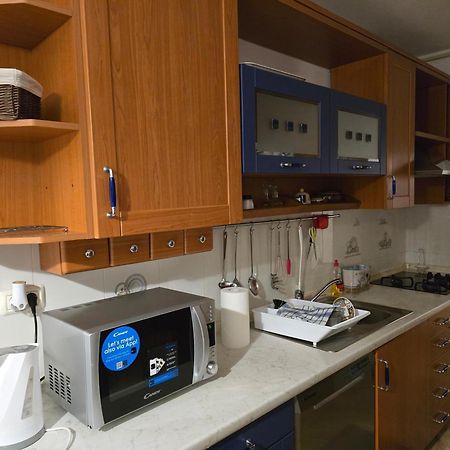 Daisy Apartment Пула Екстериор снимка